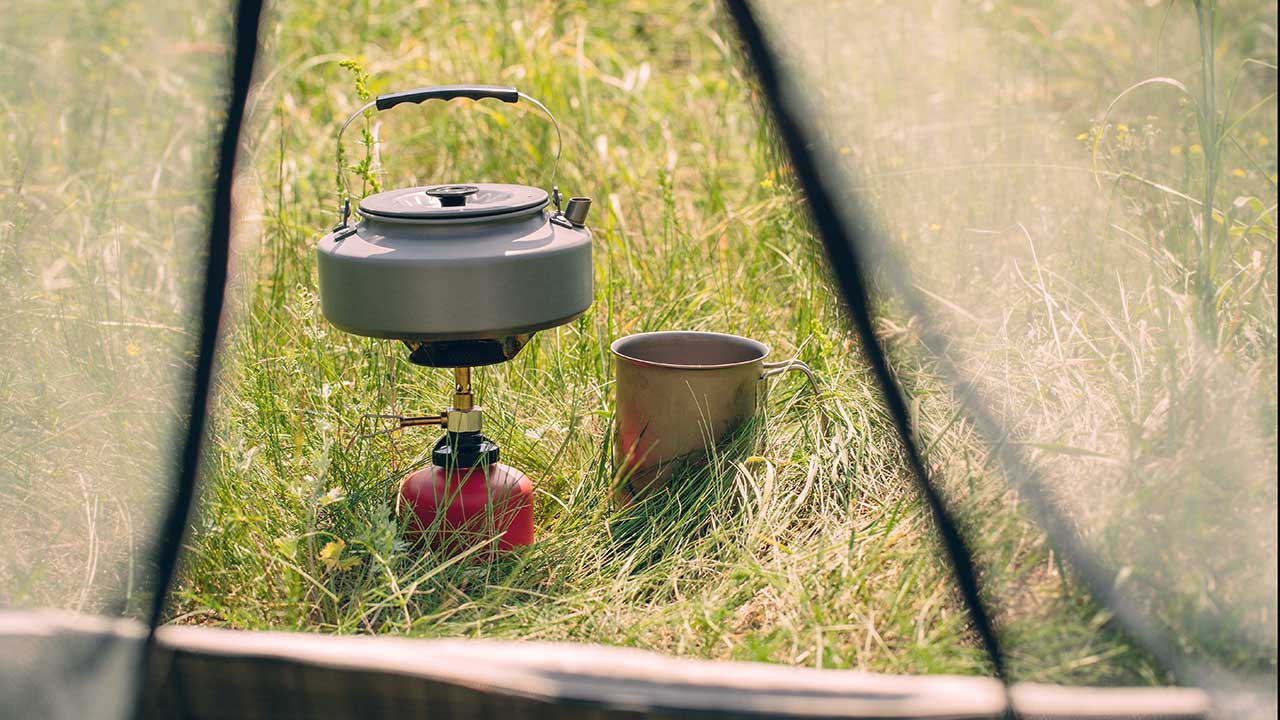 Choosing the best camping stoves - Expert Guides & Reviews